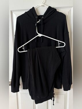 Victoria's Secret Black Jogger Set